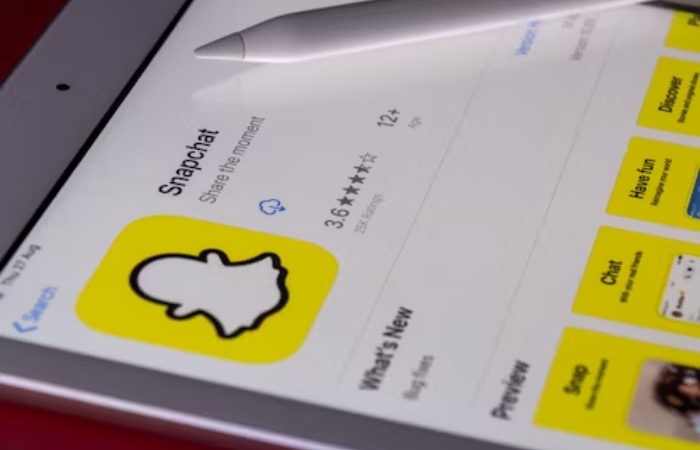 Snapchat Social Media Advertising